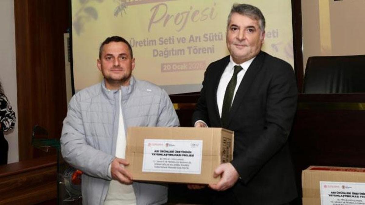 Samsun'da çiftçilere büyük destek: Ana arı üretim seti ve arı sütü üretim seti dağıtıldı