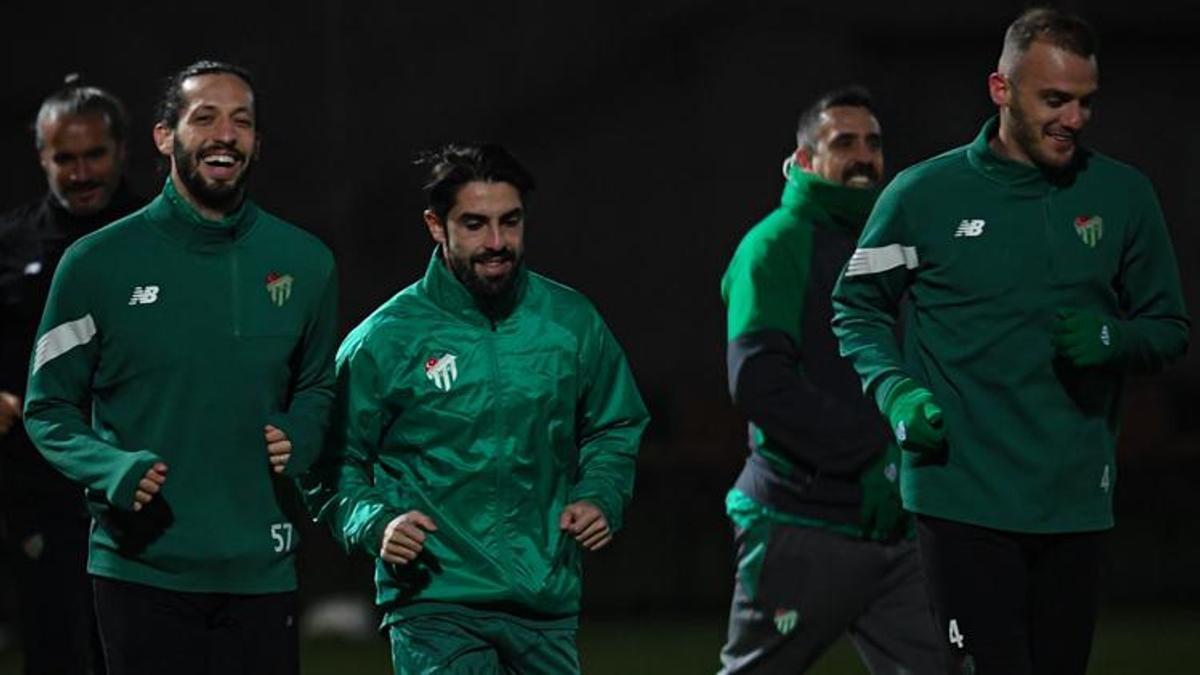 Bursaspor, Yeni Mersin İdman Yurdu maçı öncesi harekete geçti