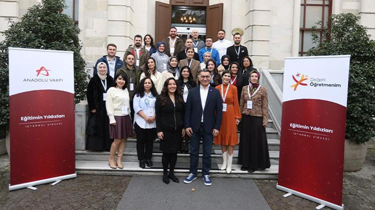 “Değerli Öğretmenim Eğitimin Yıldızları Programı”nda ödüller sahiplerini buldu