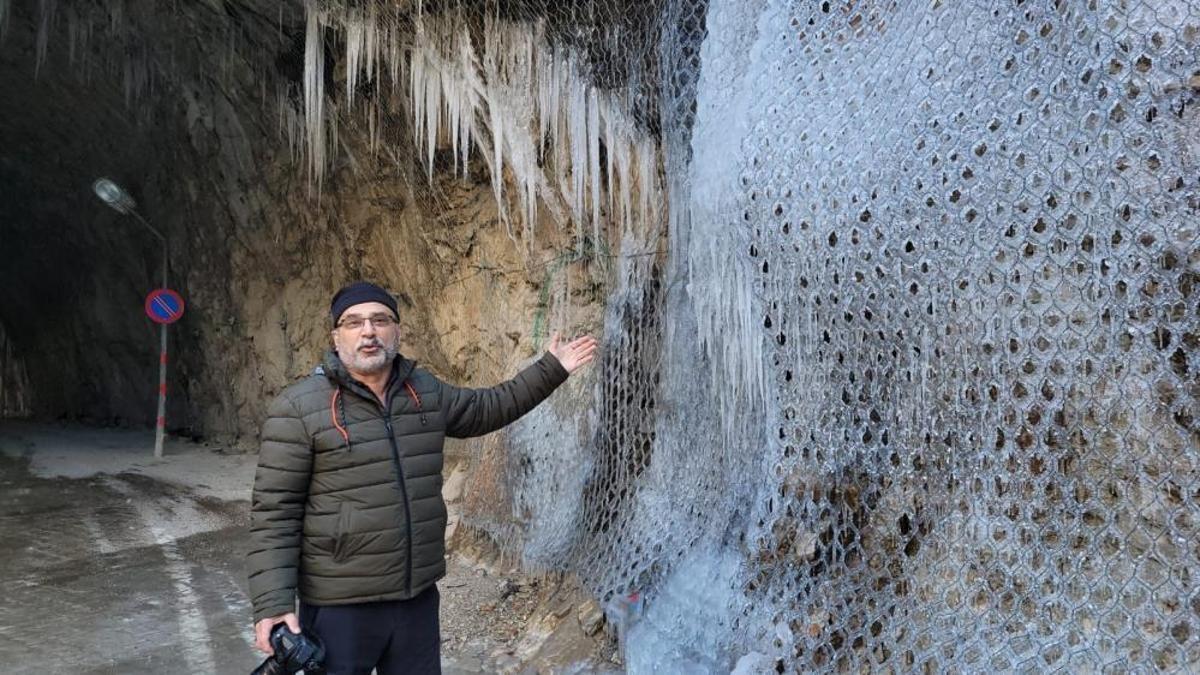 132 yılda tamamlandı, 1 gecede kayboldu: Erzincan'da uçurumun kıyısında yer alıyor
