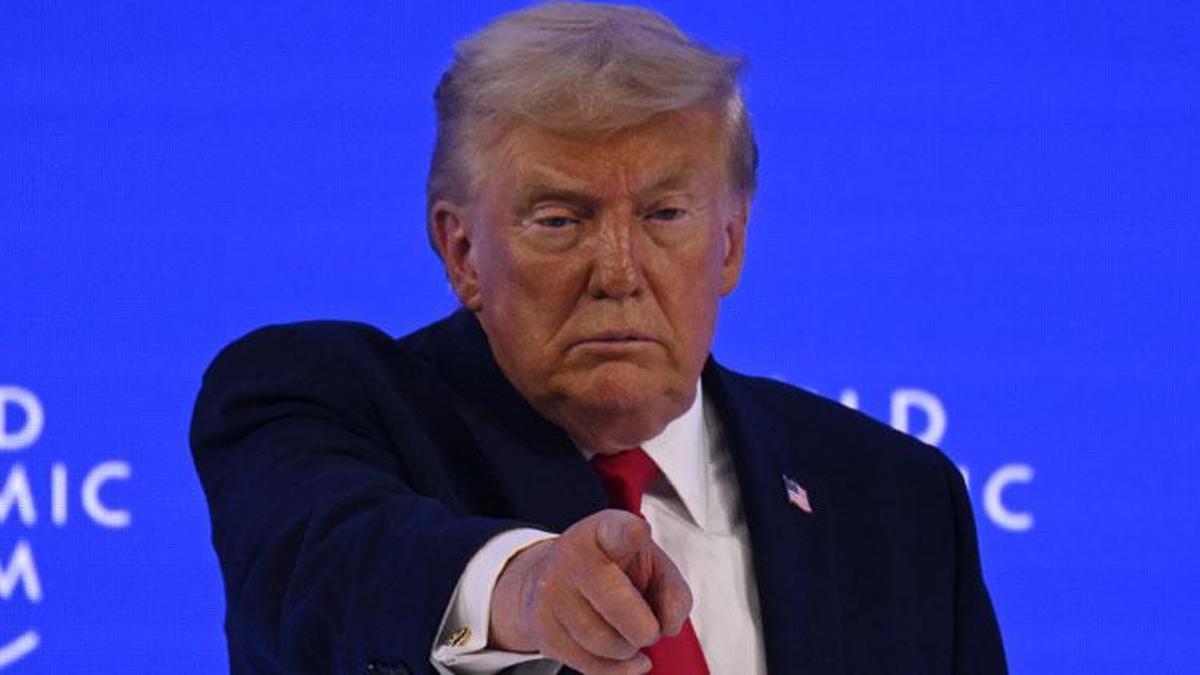 Trump'tan Grönland açıklaması: Bana kötü biri diyorlar ama tek istediğim bir parça buz