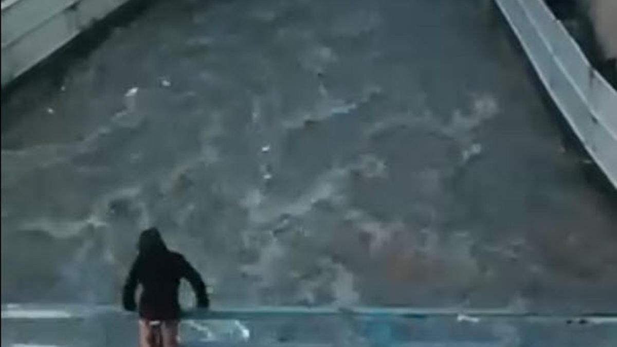 İzmir'de sağanak etkili oldu (2)