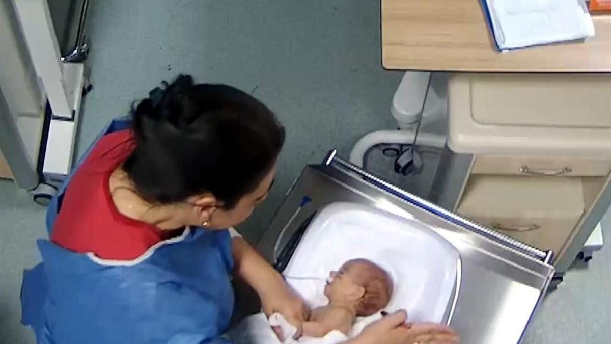 Cani hemşireden 5 günlük bebeğe 14 dakika kan işkencesi! Vahşet kameraya takıldı