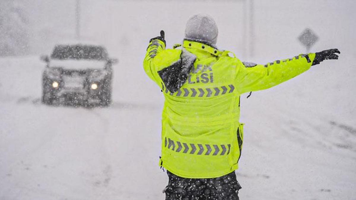 Sivas Valiliği duyurdu: Motokuryelerin trafiğe çıkması 1 gün süreyle yasaklandı