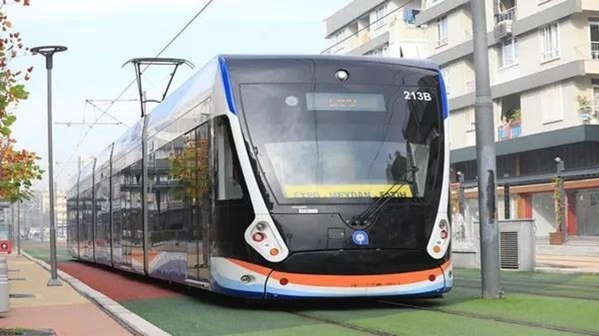Antalya'da tramvay seferlerine yağmur ayarı!
