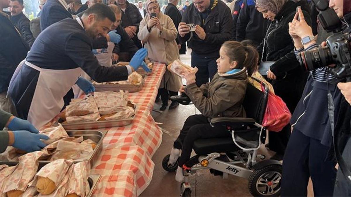 Kağıthane’de balık ekmek coşkusu: Hasbahçe’de 20 bin kişilik buluşma