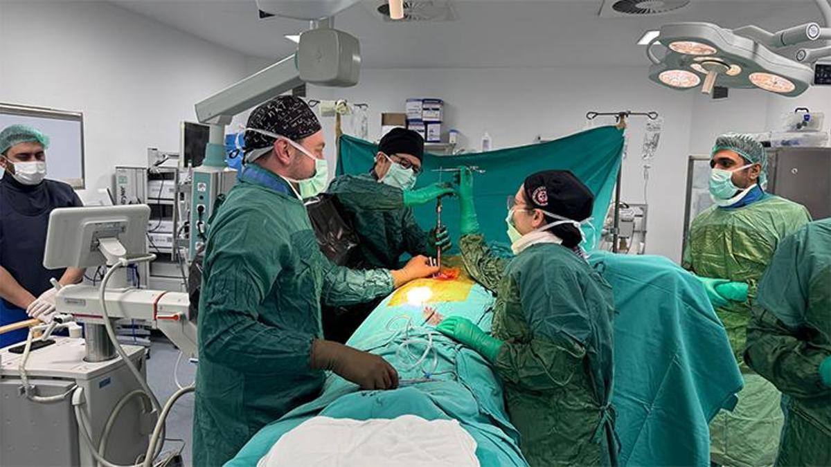 Bitlis Devlet Hastanesi’nde bir ilk! Büyük bir başarıya imza atıldı