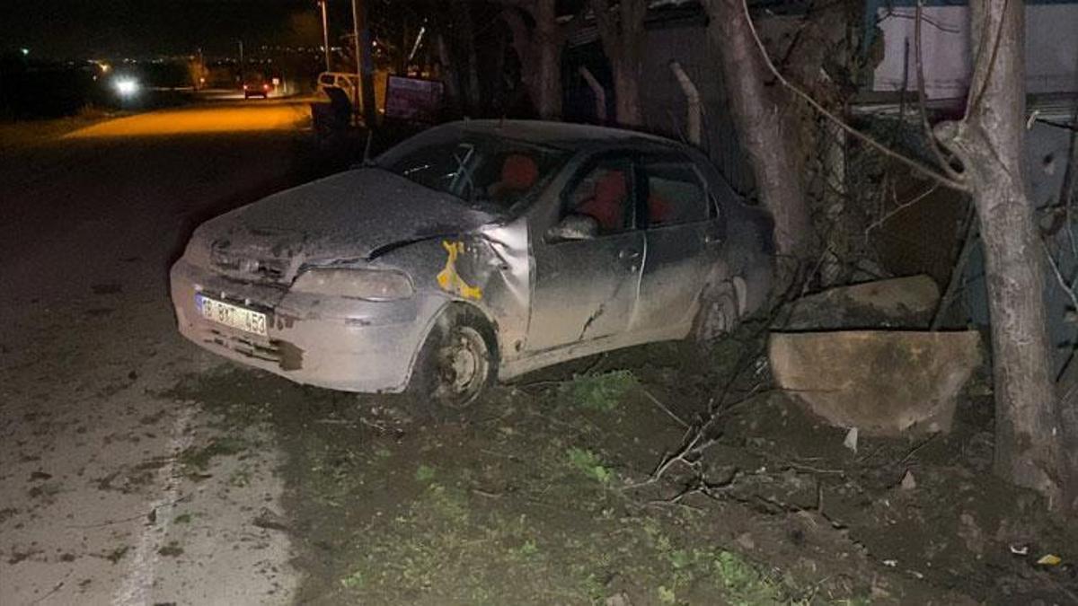 İnegöl'de otomobil ağaca çarptı: 4 yaralı