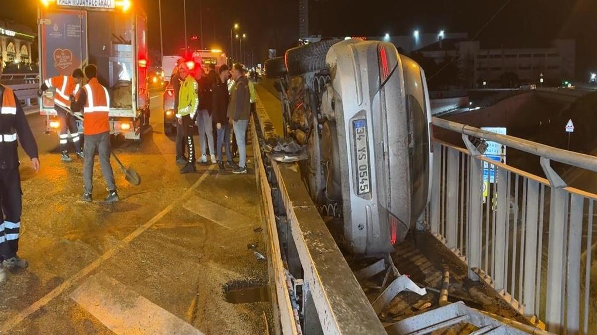 İstanbul'da korkunç kaza: Araca çarpmamak için yaya yoluna düştü!