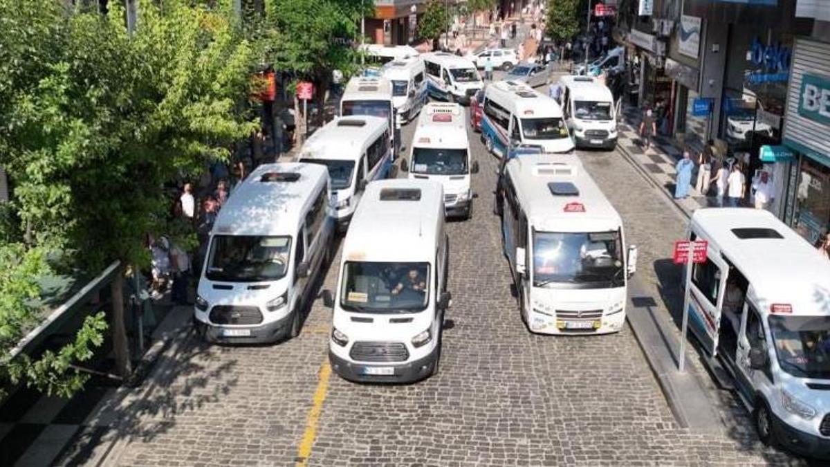 Trabzon'da trafiği rahatlatacak düzenleme! Dolmuşlar şehir merkezinden kaldırılıyor