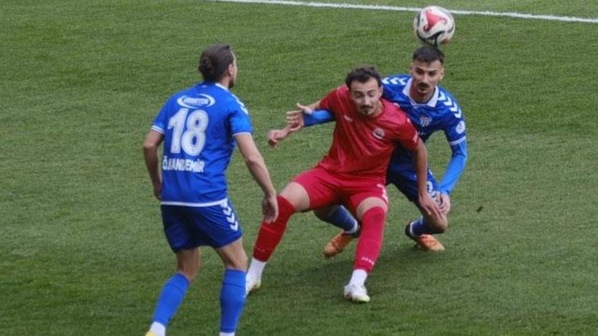 Karaman FK sahasında konuk ettiği Erbaaspor'u puansız gönderdi