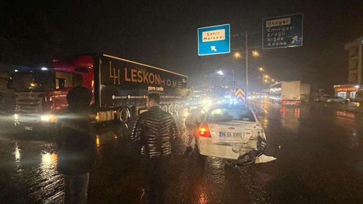 Karapınar’da tır otomobile çarptı: 2 yaralı