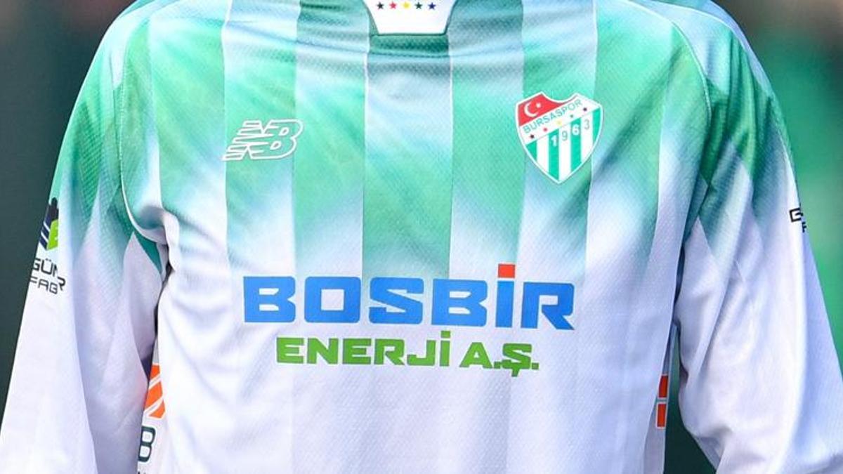Bursaspor'un yeni golcüsü hayırlı olsun! Enes Çelik'ten 1 milyon euroluk transfer