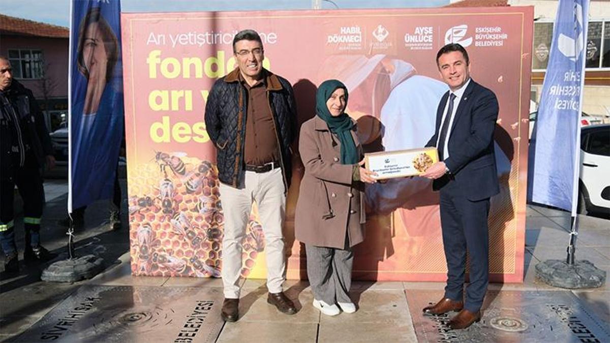 Eskişehirli üreticiye büyük destek: Tonlarcası bedava dağıtıldı!