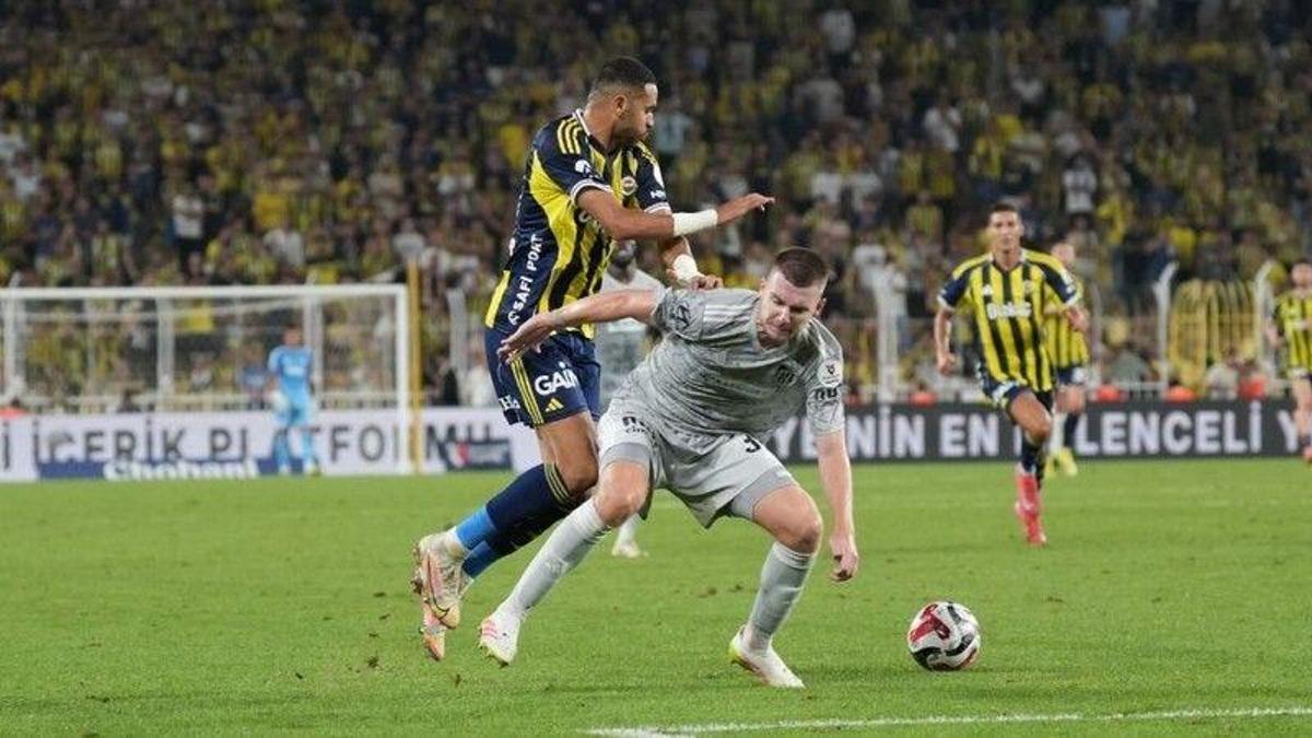 Kocaelispor'da yıldız futbolcu ile yollar ayrıldı