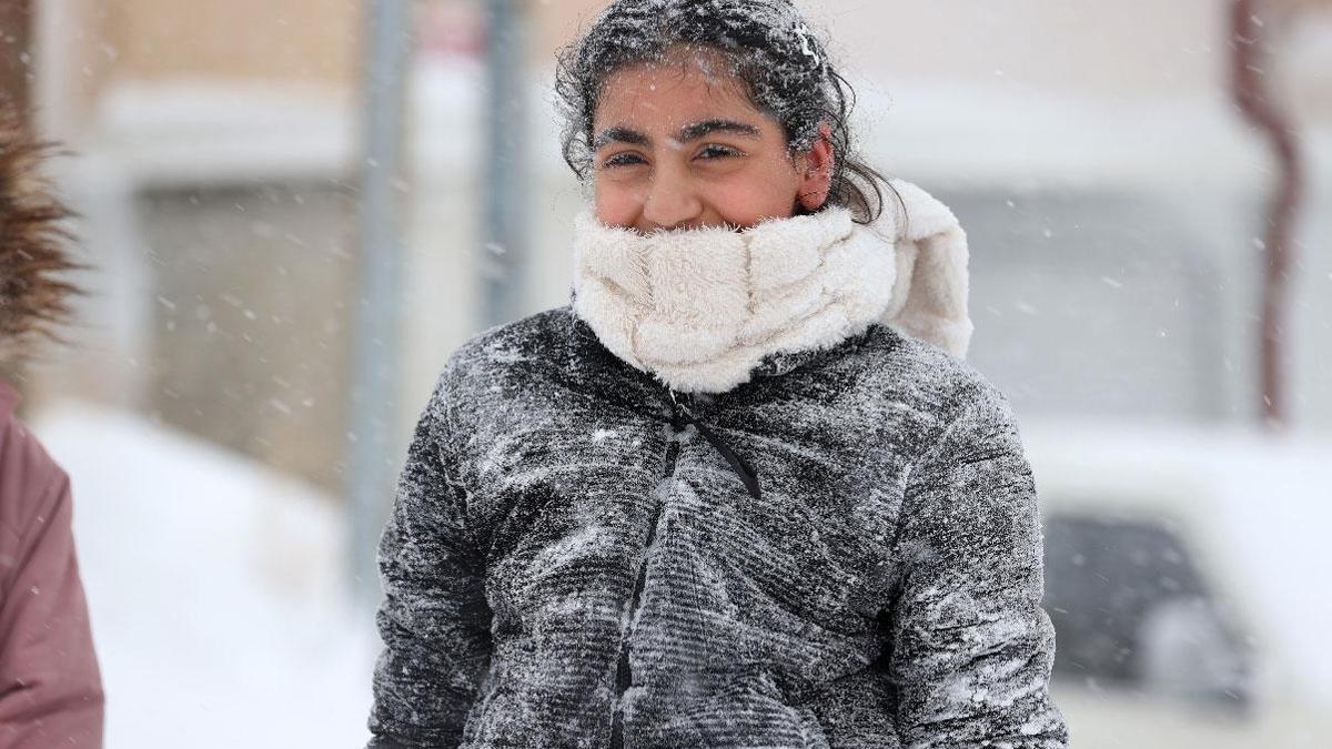 Lapa lapa kar yağacak! Uyarılar art arda geldi, ekipler teyakkuzda