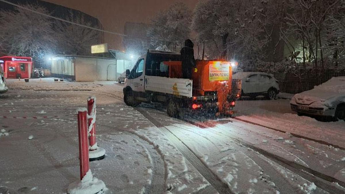 Diyarbakır-Bingöl karayolu tır trafiğine kapandı