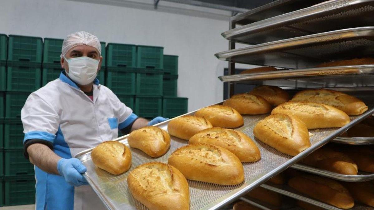 Konya’nın bir ilçesinde ekmek Ramazan ayı boyunca 6 lira!