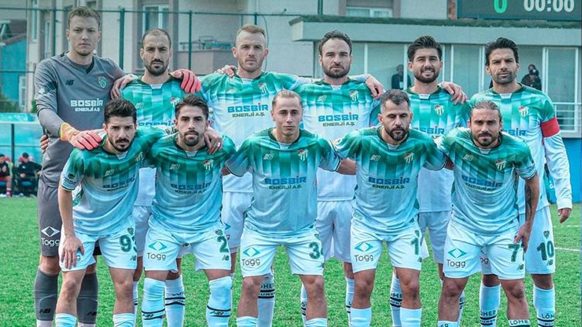 Sefa Narin Bursaspor'dan ayrılıyor mu? Resmen açıkladı