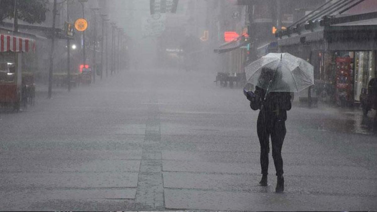 Meteoroloji'den İzmir için 'sağanak' uyarısı