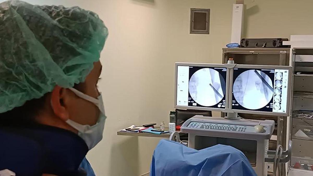 Sağlık çalışanları bile inanamadı! Daha önce 21 kez ameliyat oldu böbreğinden tam 295 taş çıktı!