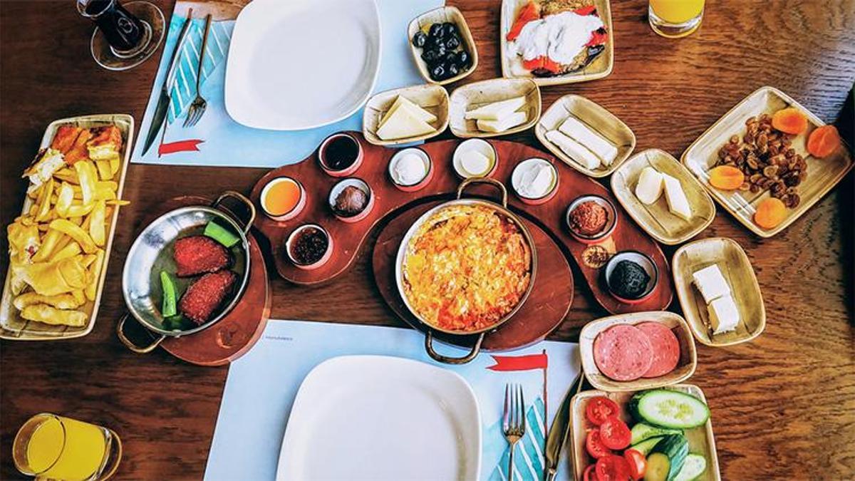 Bursa'da Kahvaltı Yapılacak Yerler – Kahvaltı Mekanları ve Popüler Kahvaltı Noktaları