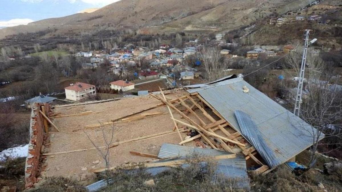 Meteoroloji Bayburt’u uyardı: Yarın kuvvetli rüzgar ve fırtına bekleniyor