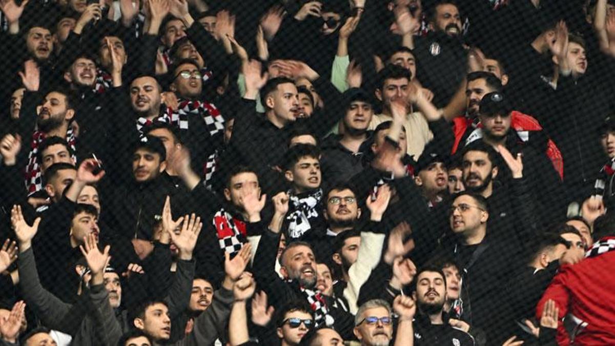 Kocaelispor-Beşiktaş maçında tribünler karıştı, 15 taraftara adli işlem yapıldı