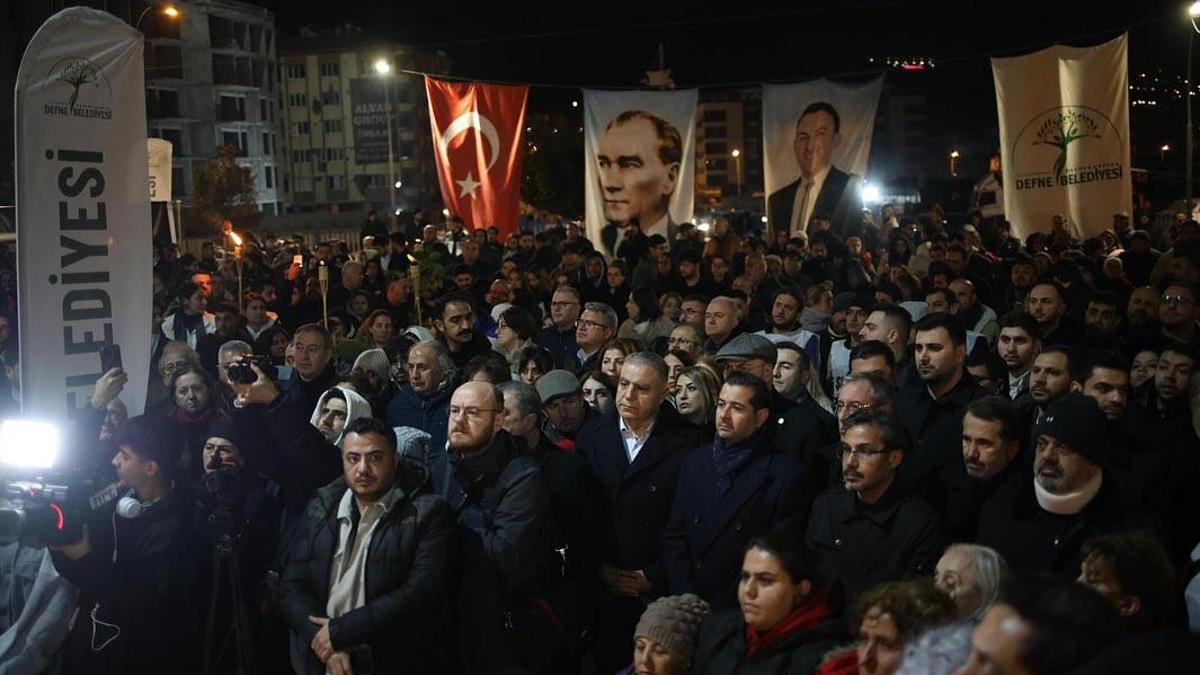 Defne’de binler 6 Şubat’ta yitirilen canları andı