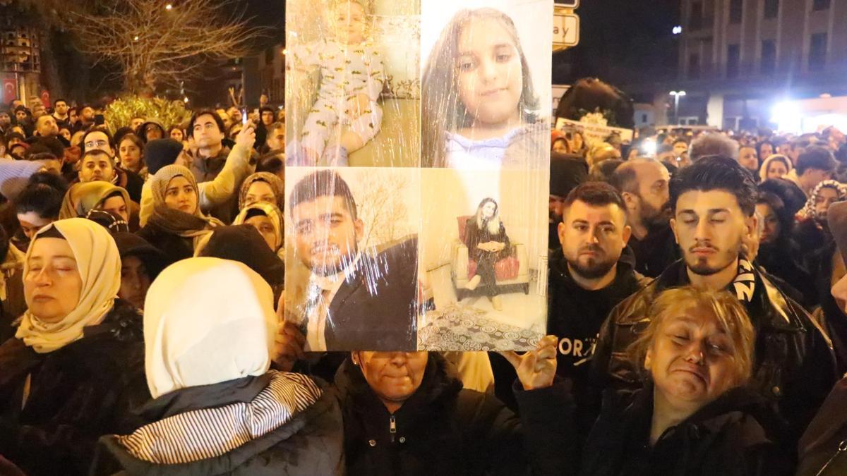 Adıyaman’da Asrın Felaketinin 3'üncü yıldönümünde 'sessiz' yürüyüş