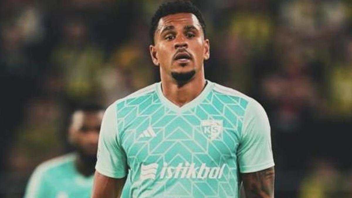Kayserispor’da Onugkha krizi! Kadro dışı kalınca olay çıktı
