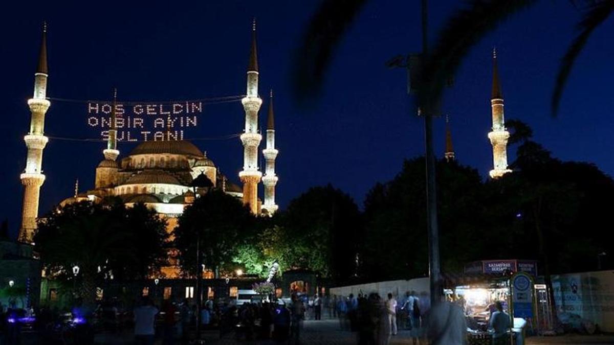 Arefe günü oruç tutulur mu? Arefe günü oruç tutmanın fazileti nedir, hükmü ne? Diyanet açıklaması