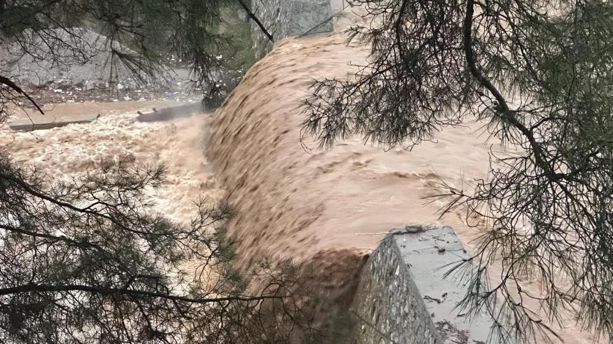 Aydın’da dere taştı; 9 ev tedbir amaçlı tahliye edildi