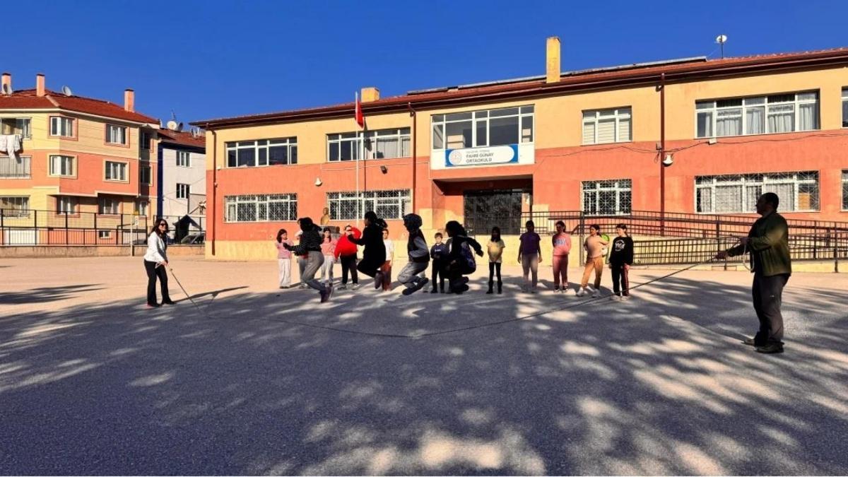 Eskişehir'de öğrenci ve velilere şok: Yıkım kararı alındı, taşınıyor!