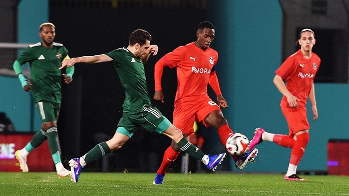 Manisa FK'da işler değişti! Esenler Erokspor yıktı geçti