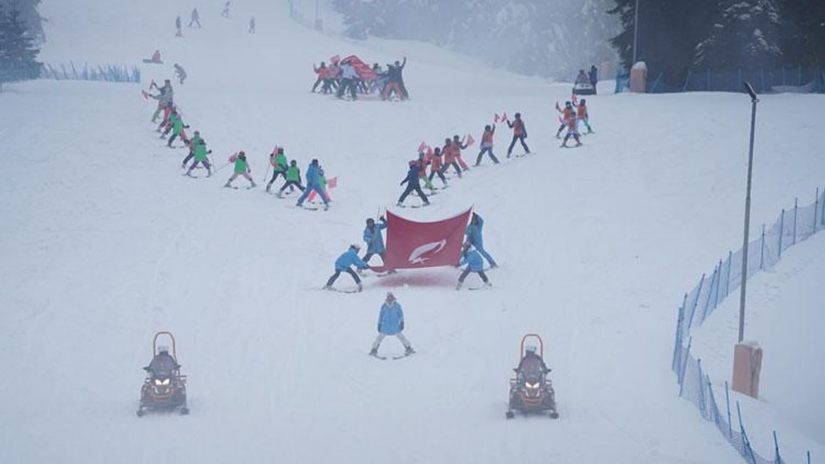 Sevgililer Günü'nde Ilgaz Dağı'nda renkli festival…