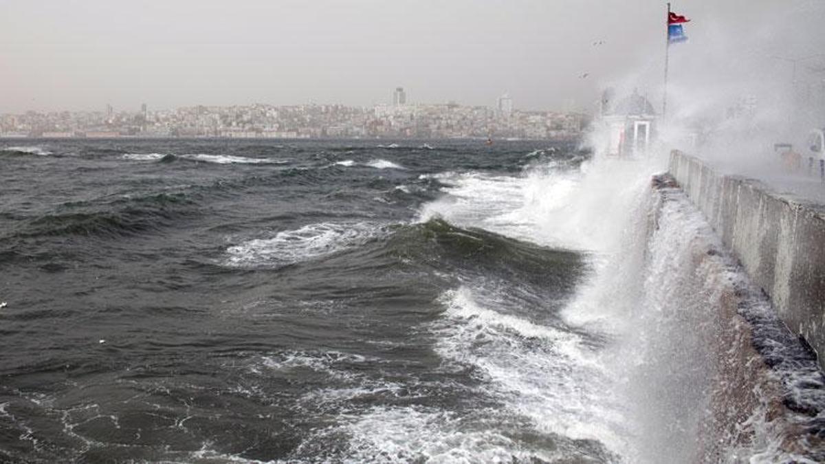 Bursa Valiliğinden Marmara Denizi için fırtına uyarısı: Pazar-pazartesi bu saatlere dikkat