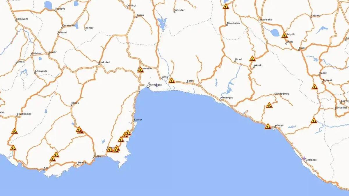 Antalya'nın 6 ilçesinde 18 noktada başladı: Sürücüler için önemli uyarı!
