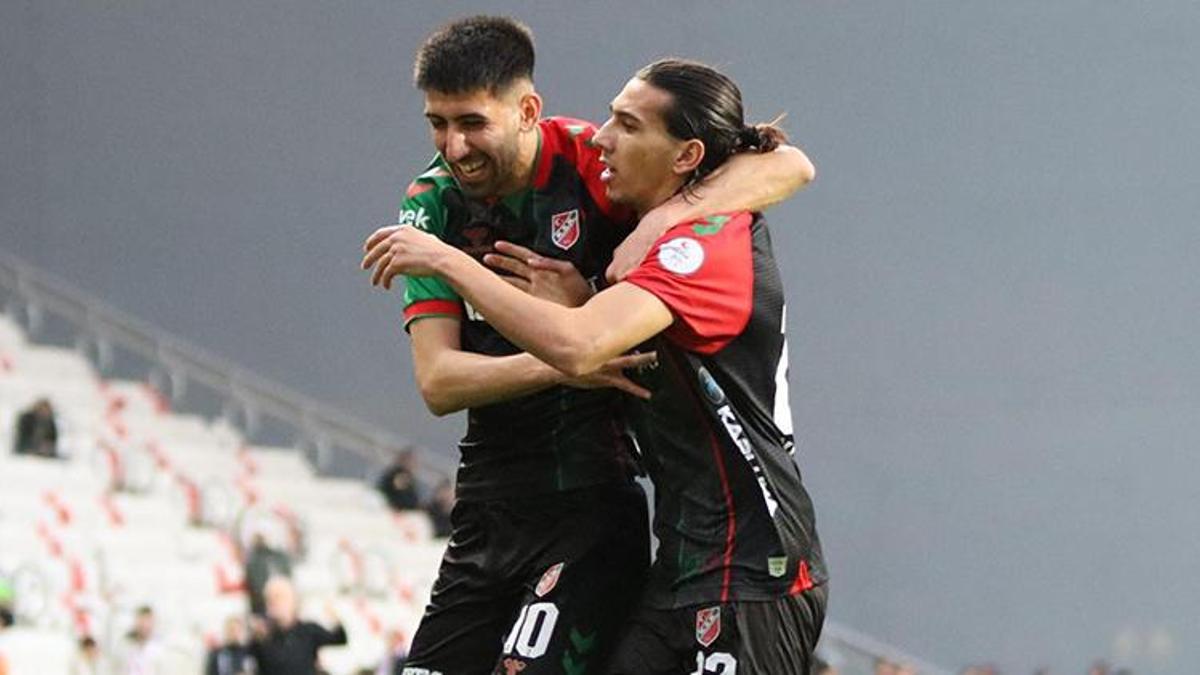 Karşıyaka'da Hıdır Aytekin bir ilki yaşattı!