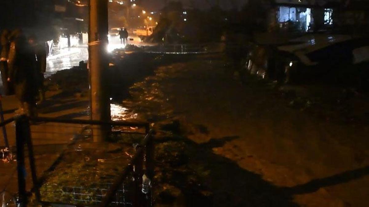 Aydın Söke'de taşkın alarmı: Dere kenarındaki evler tahliye edildi