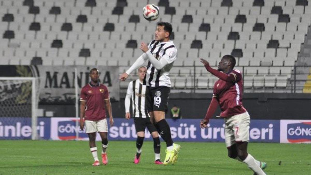 Manisa FK-Bandırmaspor maçında gol düellosu! Ev sahibi 2-0'dan geri döndü