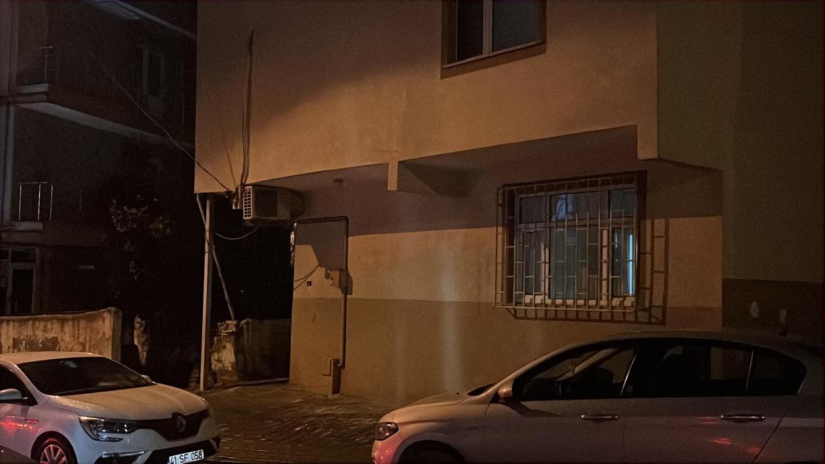 Tartıştığı emekli polisi karnından vurdu