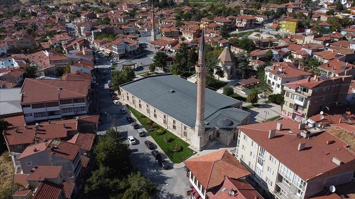 Eskişehir’da İlk İftar Heyecanı Başladı! Ramazan’ın İlk Günü (19 Şubat 2026) İftar Saat Kaçta, Oruç Ne Zaman Açılacak?