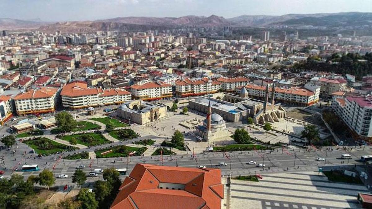 TÜİK rakamları açıkladı; Sivas’ta Sivaslı nüfusu azaldı, yabancı nüfus arttı