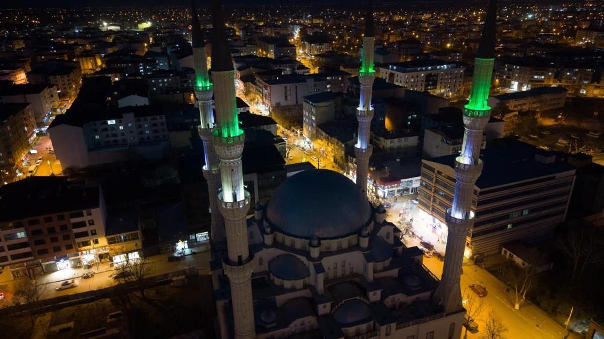 Türkiye'de ilk iftar Iğdır'da yapıldı