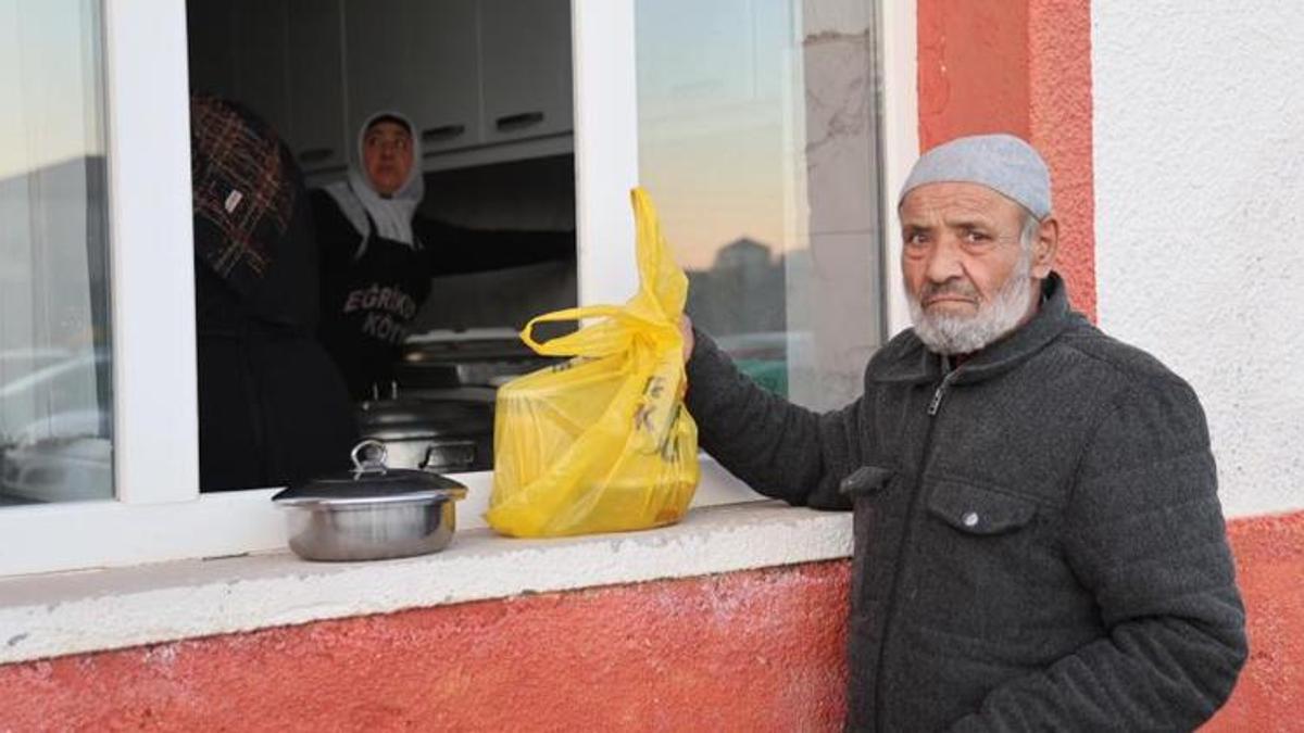 Nevşehir'de muhtar iftarı yasakladı! Evde bile yapılmıyor, tek şartı var