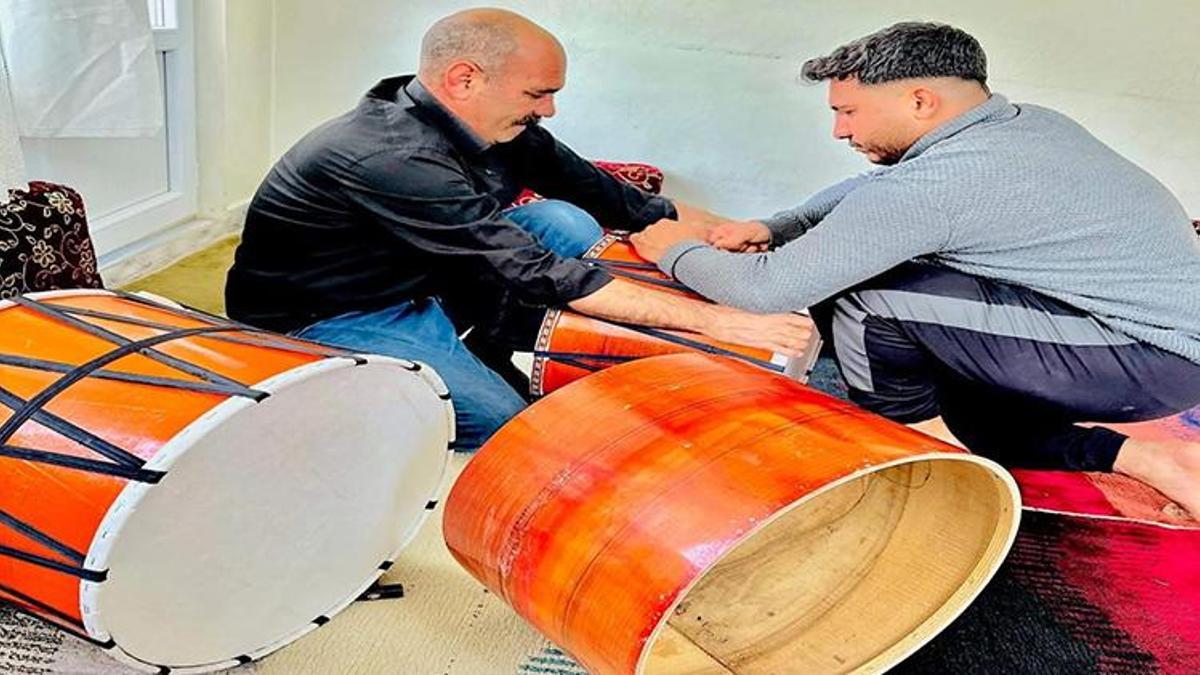 Çevre illerden talep yağıyor! Babasından öğrendi, 40 yıldır geçimini sağlıyor