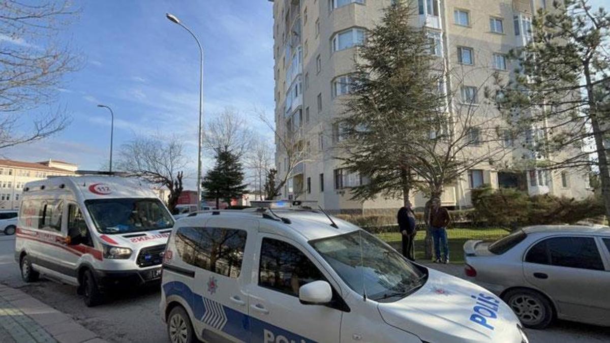 Eskişehir'de komşular arasındaki bıçaklı kavga kanlı bitti