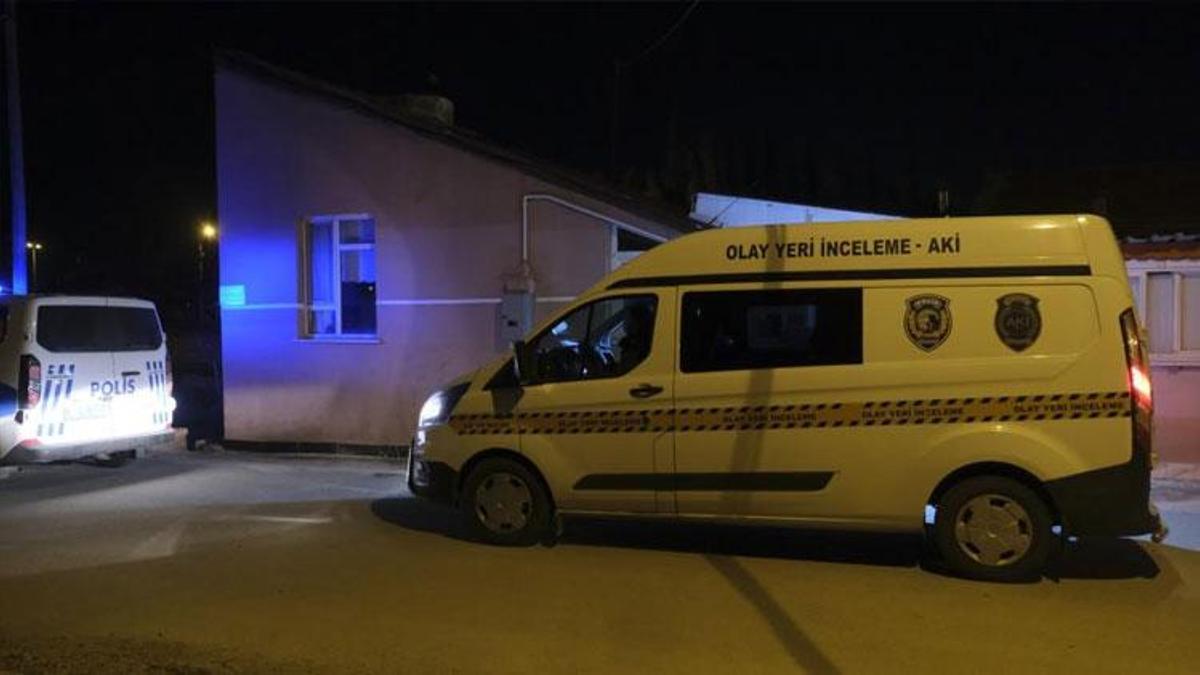 Karaman’da çıktığı çatıdan düşen şahıs yaralandı