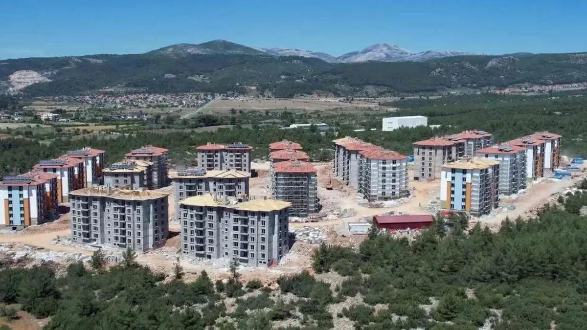 TOKİ'de yeni kampanya başladı: 285 bin lirayı getir, daireyi götür!